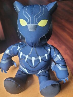 NWOT. Hallmark Marvel Black Panther Glass Bead Weighted, 2 Lbs, Plush